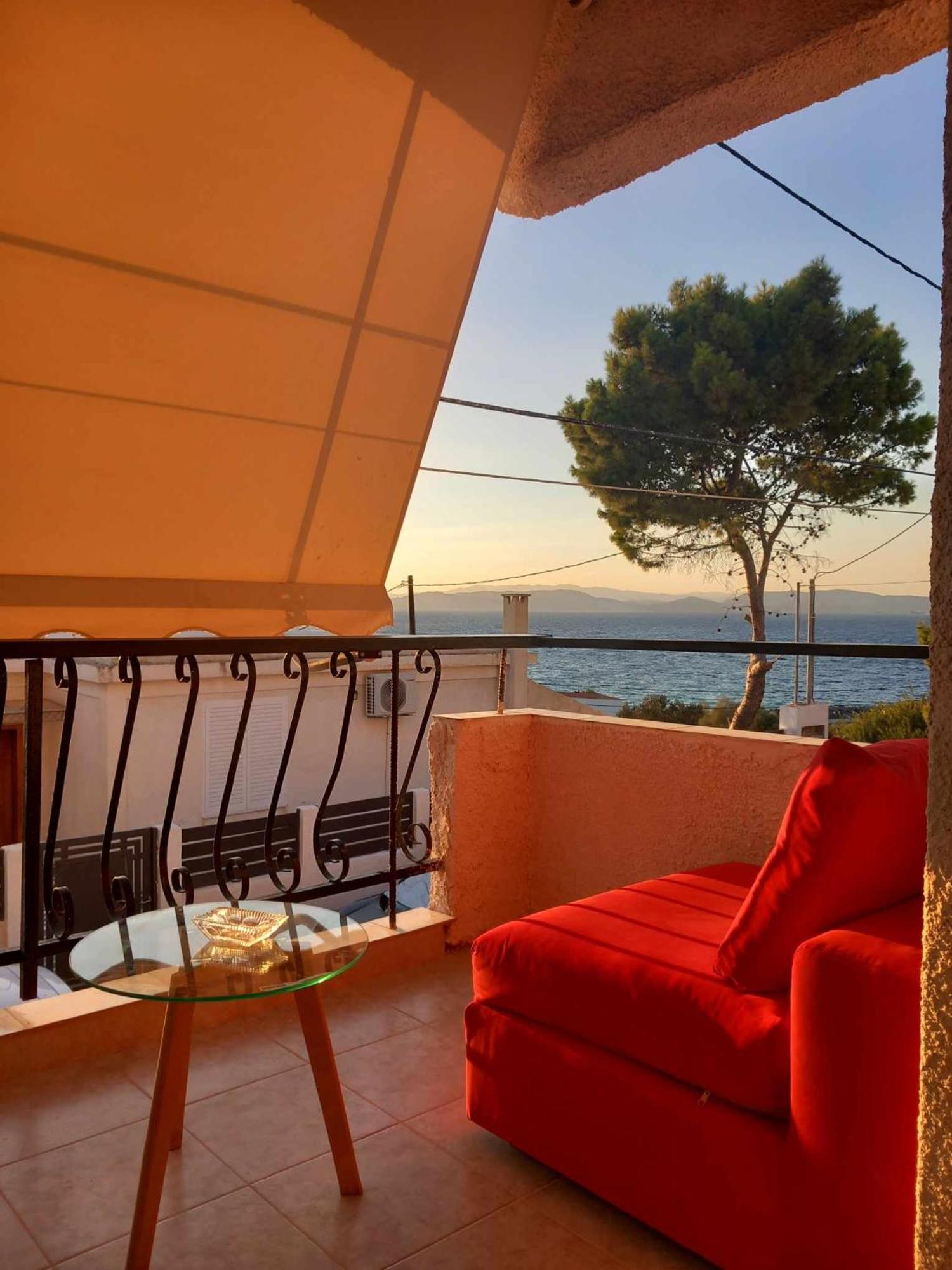 Gentle Sea Breeze Apartment Vagia (Aegina)
