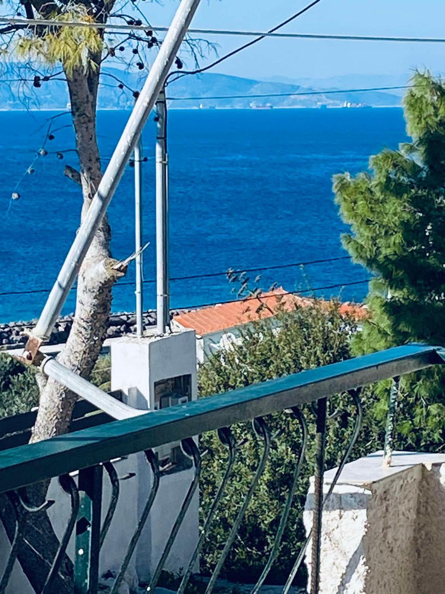 Gentle Sea Breeze *